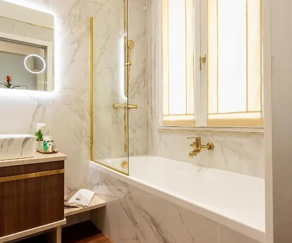 Maison D'or * Genova