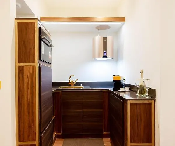 Maison D'or Apartman *