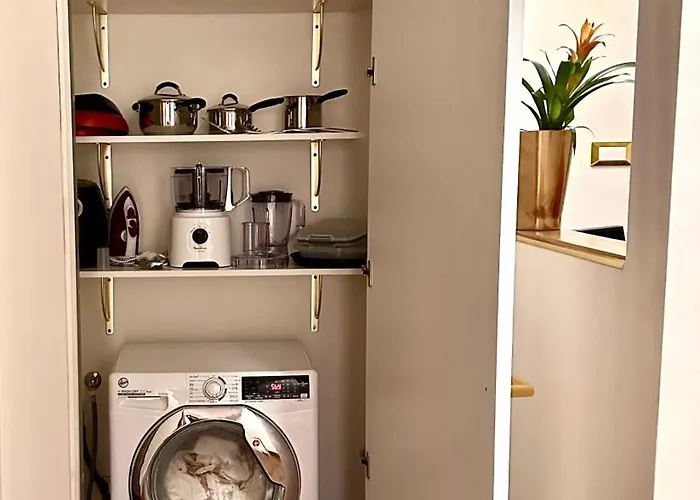 Maison D'or Apartman Genova