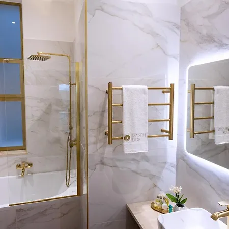 Maison D'or Genova