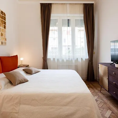 Lejlighed Maison D'or