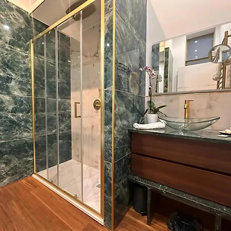 Maison D'or Genova